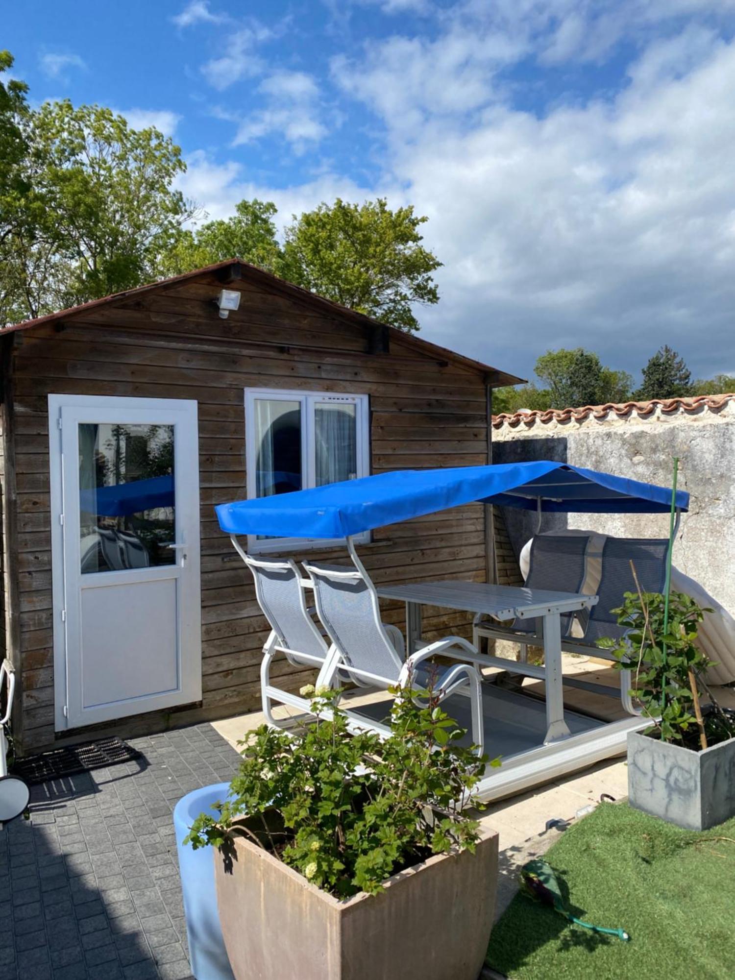 La Maison Du Canal De Rompsay - 5 Min De La Rochelle Bed and Breakfast Périgny Exterior foto